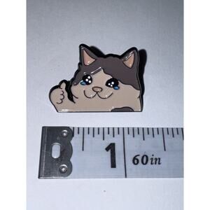 Thumbs Up Cat Kitten Pin Brooch